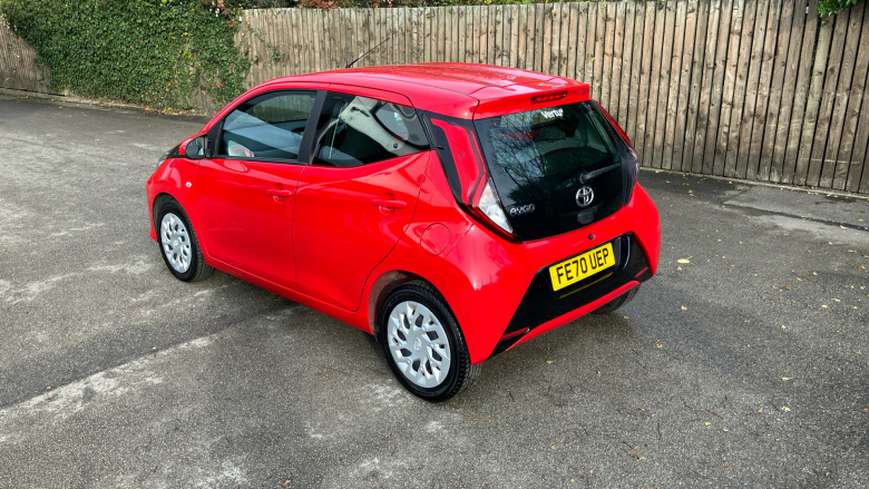 Toyota Aygo 1.0 VVT-i X-Play 5dr x-shift Petrol Hatchback